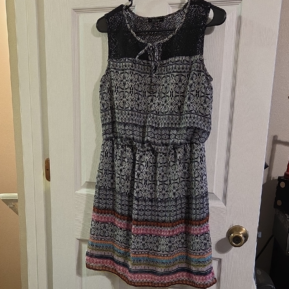 BeBop Black and White Lace-Effect Sleeveless Dress